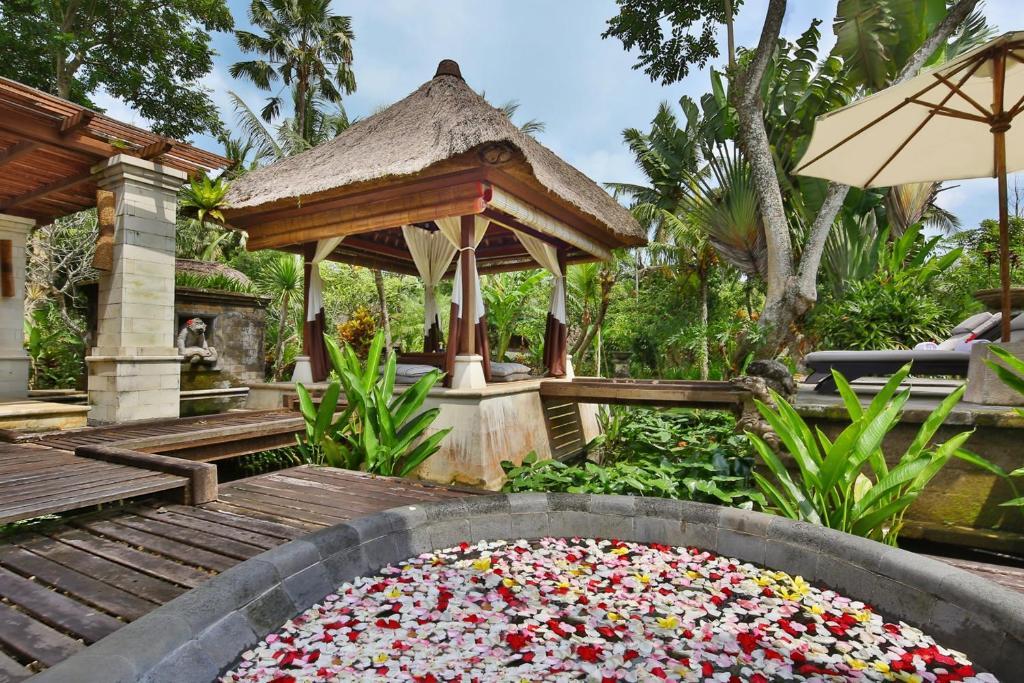Suite Pool Villa 15-Minutes Massage Daily Afternoon Tea Access to Arma Museum One-Time Scheduled Cultural Performance